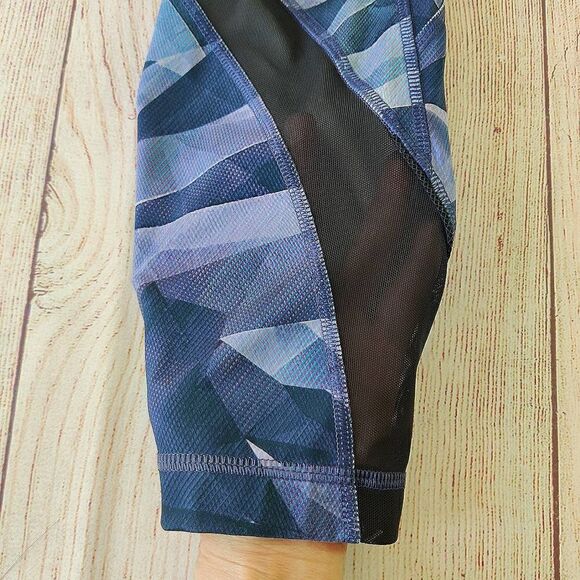 Lululemon Inspire Tight II (Mesh) Pretty Prism Multi / Black 8 - Picture 7 of 15